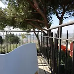 Le Curve Di Montegallo, Cozy Family By The Conero