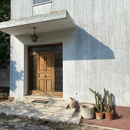 Le Curve Di Montegallo, Cozy Family By The Conero *